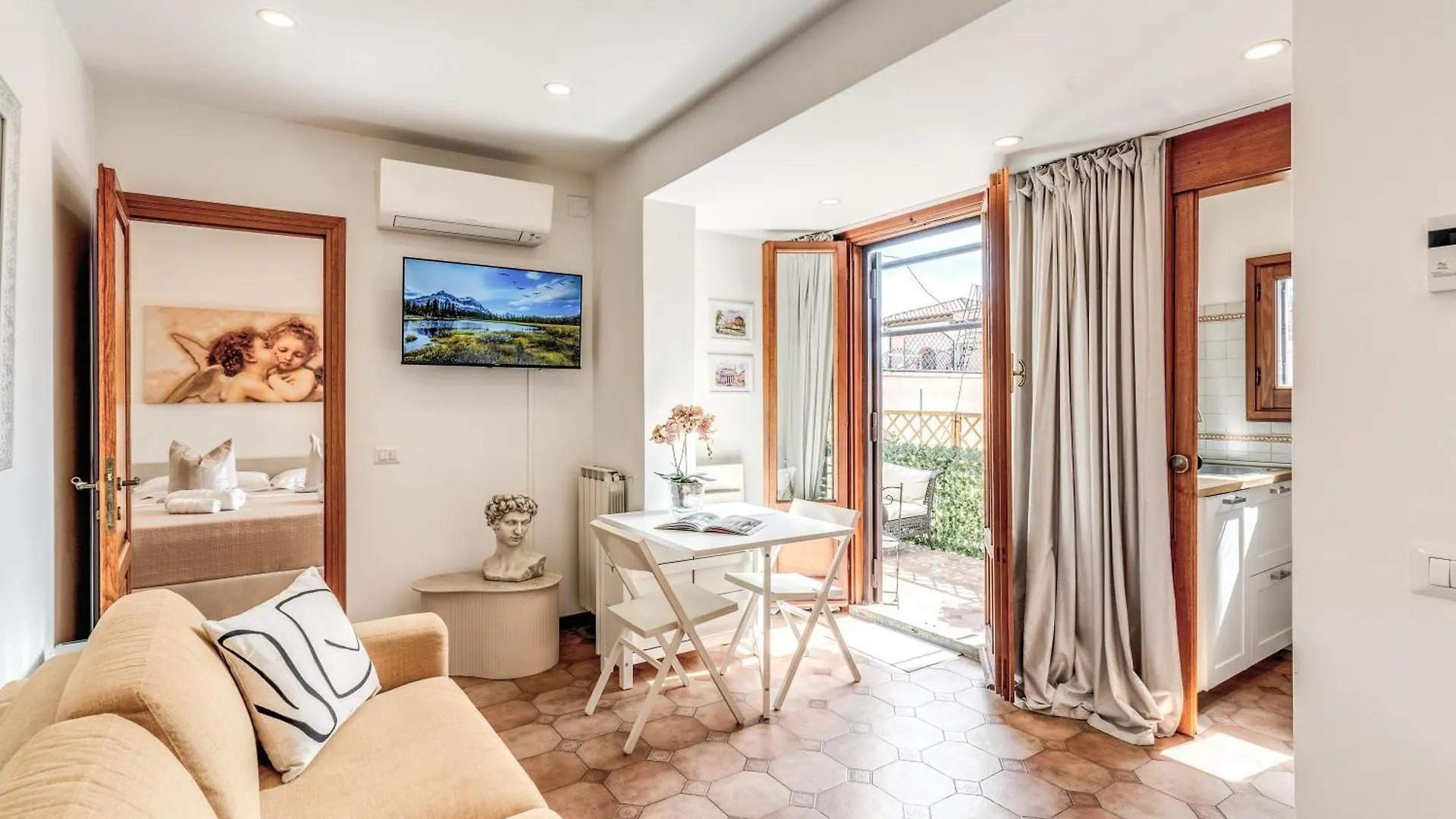 Twilight Terrace - Piazza Di Spagna location